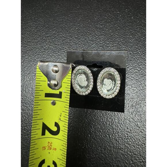 Cameo Holographic Silver Tone Rhinestone Oval Earrings Regency Retro Preppy - Picture 6 of 6